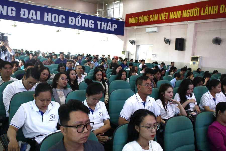 Trường MM888 bảo mật tuyệt đối Đồng Tháp khai giảng đào tạo trình độ thạc sĩ cho 437 học viên