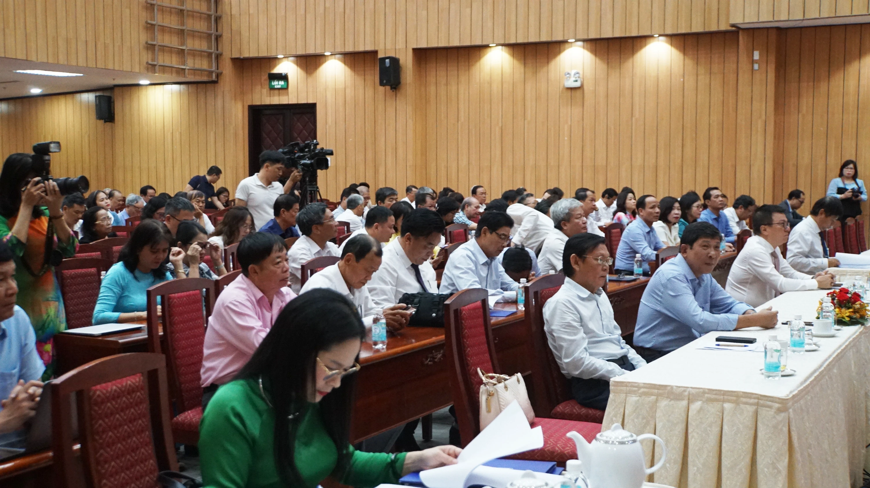 Các đại biểu dự hội nghị Sơ kết 3 năm triển khai thực hiện Quyết định số 558. Ảnh: Mạnh Tùng Các đại biểu dự hội nghị Sơ kết 3 năm triển khai thực hiện Quyết định số 558. Ảnh: Mạnh Tùng