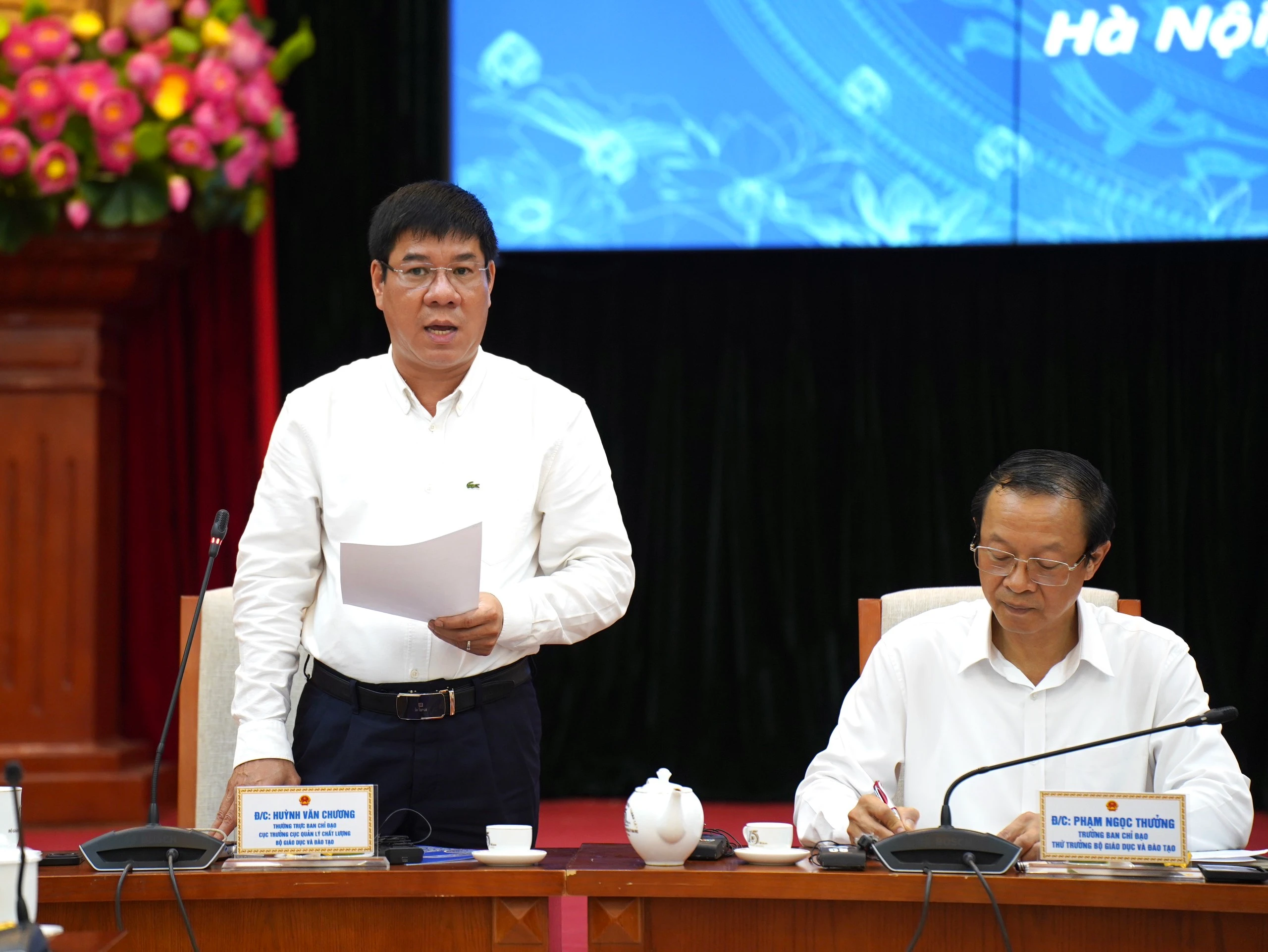 GS.TS Huỳnh Văn Chương - Cục trưởng Cục Quản lý chất lượng (Bộ GD&ĐT) báo cáo tại buổi họp báo. GS.TS Huỳnh Văn Chương - Cục trưởng Cục Quản lý chất lượng (Bộ GD&ĐT) báo cáo tại buổi họp báo.