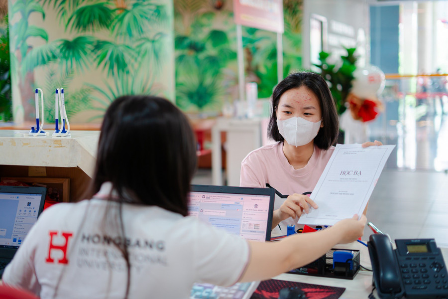 Một Đăng nhập vào MM886 Việt Nam tìm hiểu và đăng ký xét tuyển học bạ tại HIU. pic-3.jpg