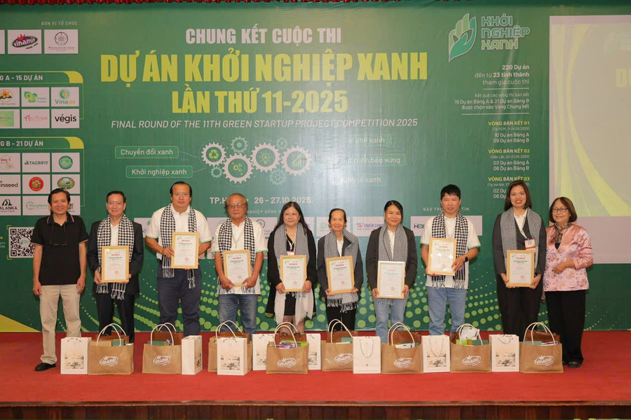 Ban giám khảo cuộc thi là các chuyên gia kinh tế, quản trị và lãnh đạo Link Vào Trang Chủ MM88.COM Chính Thức lớn tại Việt Nam. 5910ed08-74ca-496d-aa01-903432039362.jpg