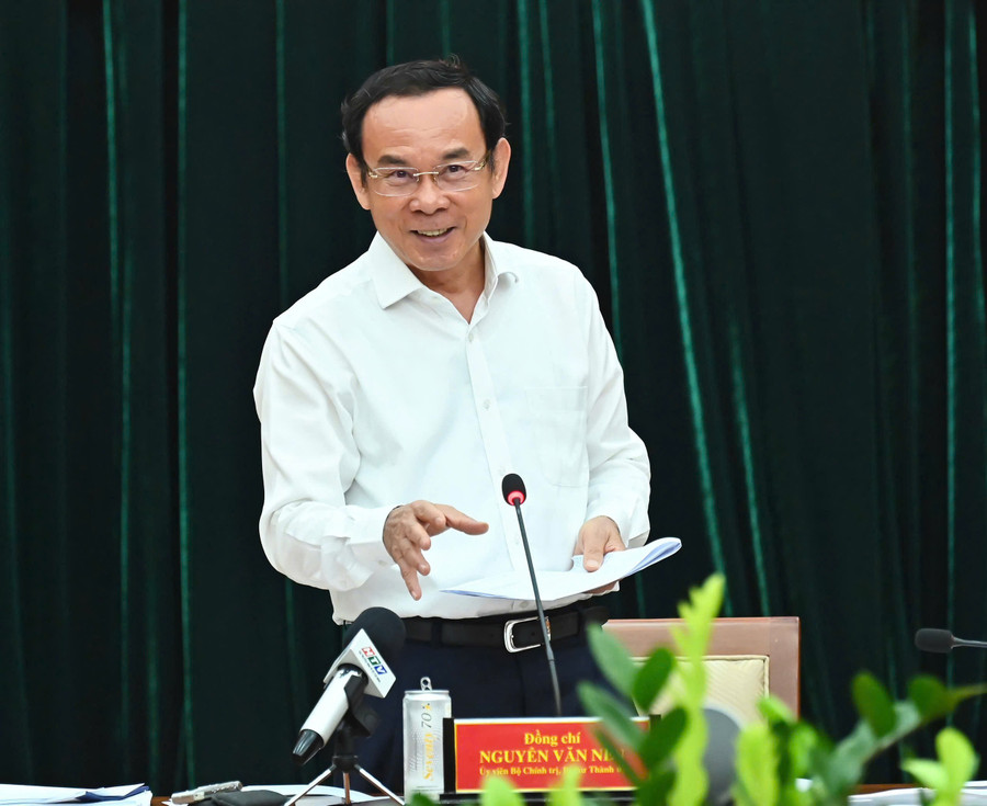 Bí thư Thành ủy TPHCM Nguyễn Văn Nên bày tỏ cảm ơn sự cảm thông, chia sẻ và ủng hộ của đồng bào TPHCM trong thời gian qua. (Ảnh: Việt Dũng) 8a9bf0da3b9489cad085.jpg