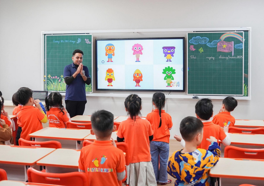 AI giúp bài giảng sinh động, giúp MM886 slot game, bắn cá, lô đề, đá gà vận dụng kiến thức vào thực tiễn thay vì chỉ học thuộc lý thuyết. 489851855-643298261856223-8786967966447922794-n.jpg