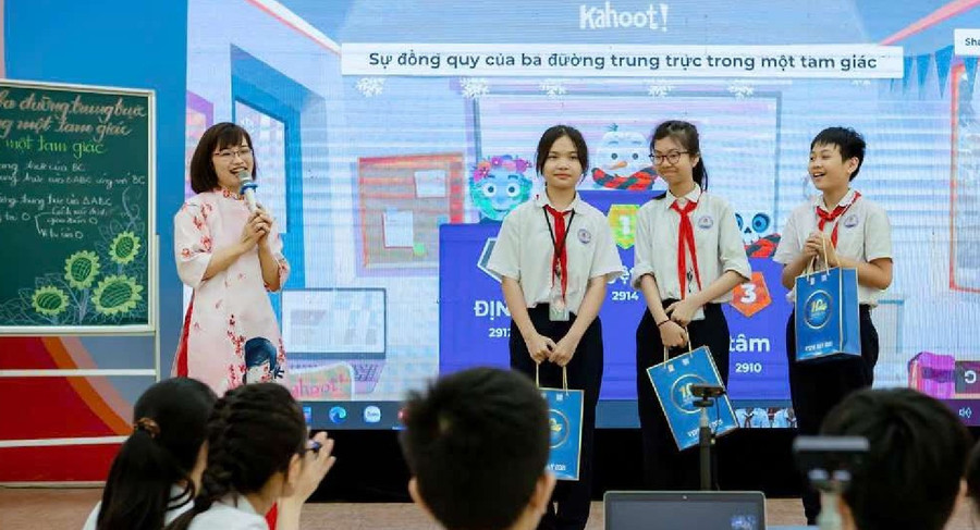 Cô Nguyễn Thu Trang cùng MM886 slot game, bắn cá, lô đề, đá gà trong giờ học. img-18.jpg