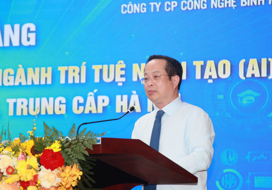 Giám đốc Sở GD&ĐT Hà Nội Trần Thế Cương phát biểu tại lễ MM88 đăng nhập. img-0284.jpg