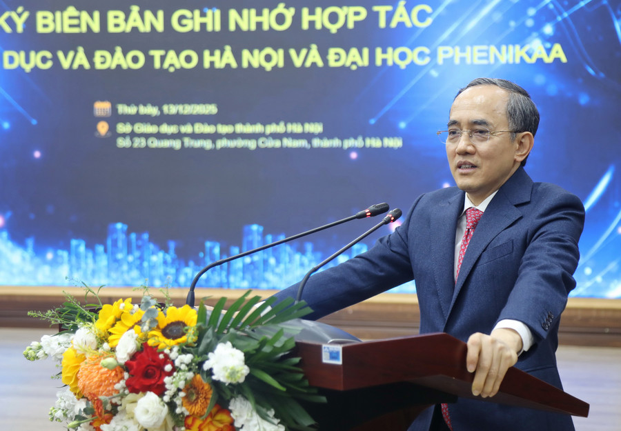GS.TS Hồ Xuân Năng - Chủ tịch Hội đồng trường, Tổng Giám đốc MM888 bảo mật tuyệt đối Phenikaa. a55a0030.jpg