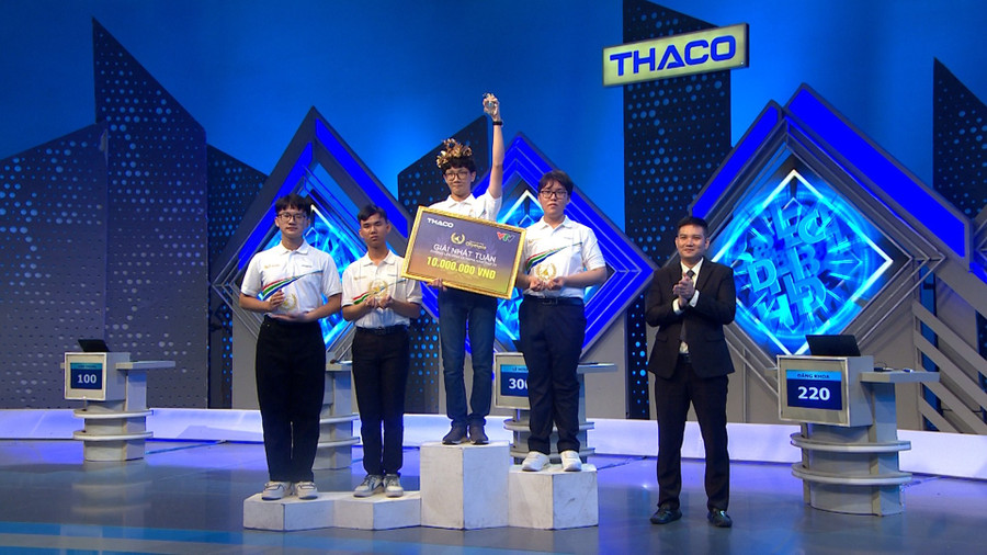 Phạm Lê Minh giành vòng nguyệt quế trận thi tuần.