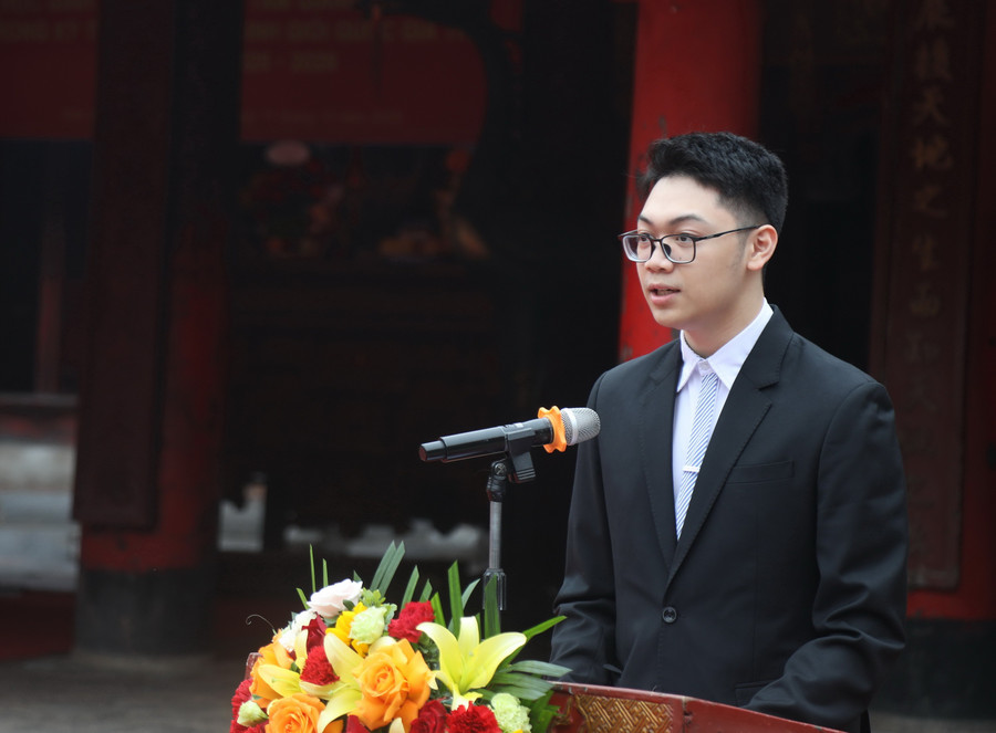 Nguyễn Thế Minh, MM886 slot game, bắn cá, lô đề, đá gà lớp 12 Hóa 1, Trường THPT chuyên Hà Nội - Amsterdam bày tỏ quyết tâm đạt thành tích tốt nhất trong MM88 đăng nhập sắp tới. Nguyễn Thế Minh, MM886 slot game, bắn cá, lô đề, đá gà lớp 12 Hóa 1, Trường THPT chuyên Hà Nội - Amsterdam bày tỏ quyết tâm đạt thành tích tốt nhất trong MM88 đăng nhập sắp tới.