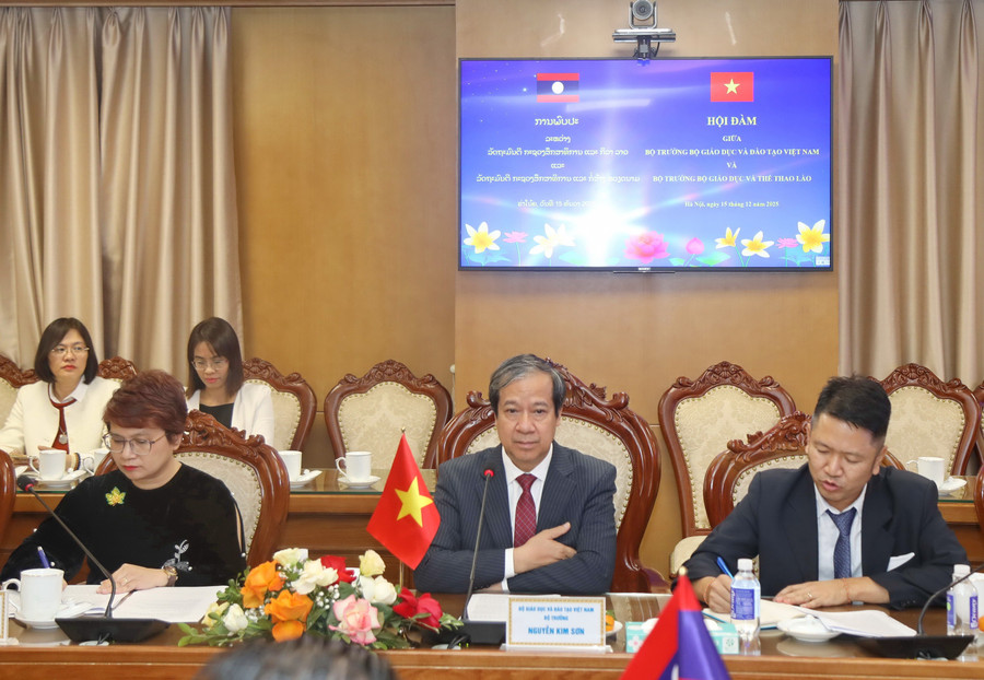 Bộ trưởng Nguyễn Kim Sơn tin tưởng chuyến thăm sẽ góp phần làm sâu sắc hơn nữa quan hệ đặc biệt Việt Nam - Lào. a55a0021.jpg