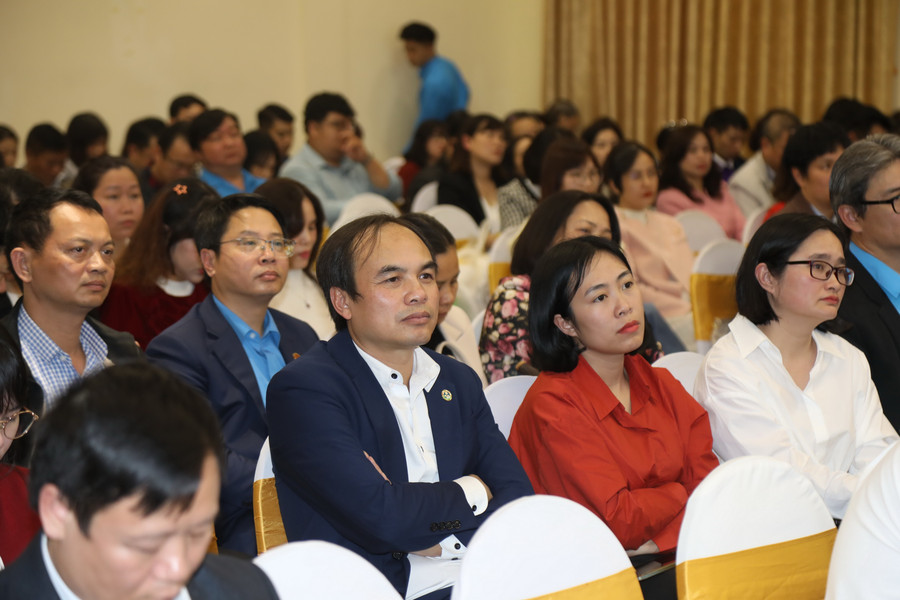 Các đại biểu dự hội nghị. Các đại biểu dự hội nghị.