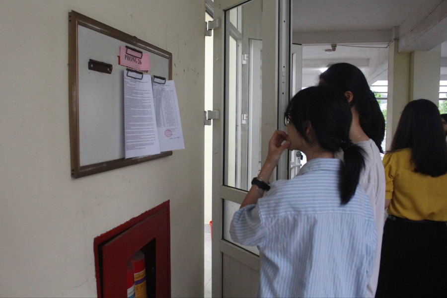 Đăng nhập vào MM886 Việt Nam tại điểm thi Trường THPT Chuyên Thái Nguyên. thi-sinh-tai-diem-thi-truong-thpt-chuyen-thai-nguyen.jpg