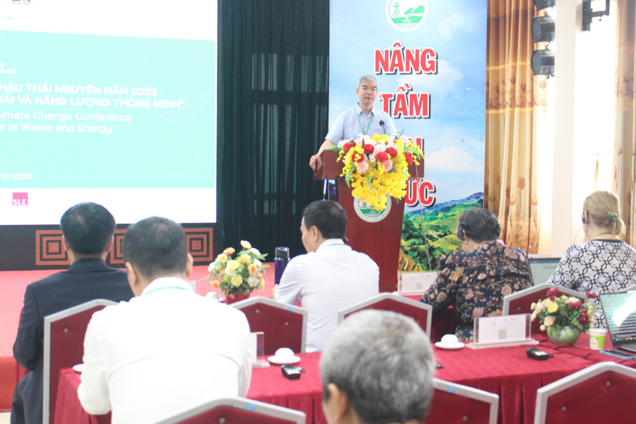 Hội nghị thu hút đông đảo các chuyên gia trong và ngoài nước.