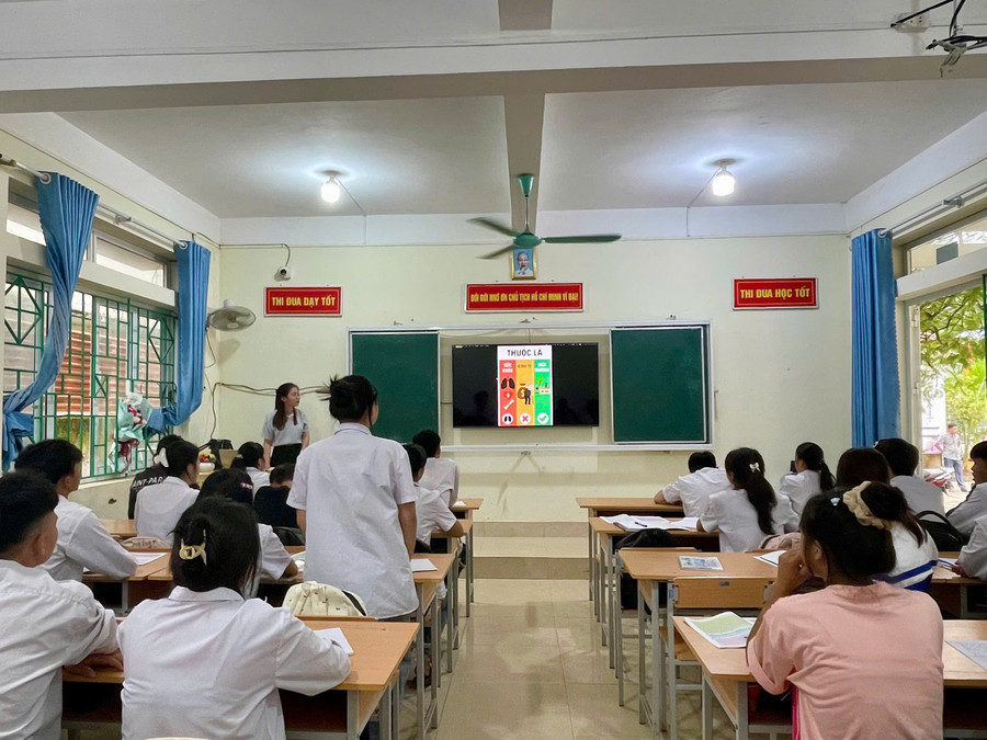 Cô Nguyễn Kim Thu, Trung Tâm Đăng Nhập MM88 Chính Thức Mới Trường THPT Bảo Lâm (Cao Bằng) chia sẻ về tác hại của thuốc lá đối với MM88 đăng nhập.