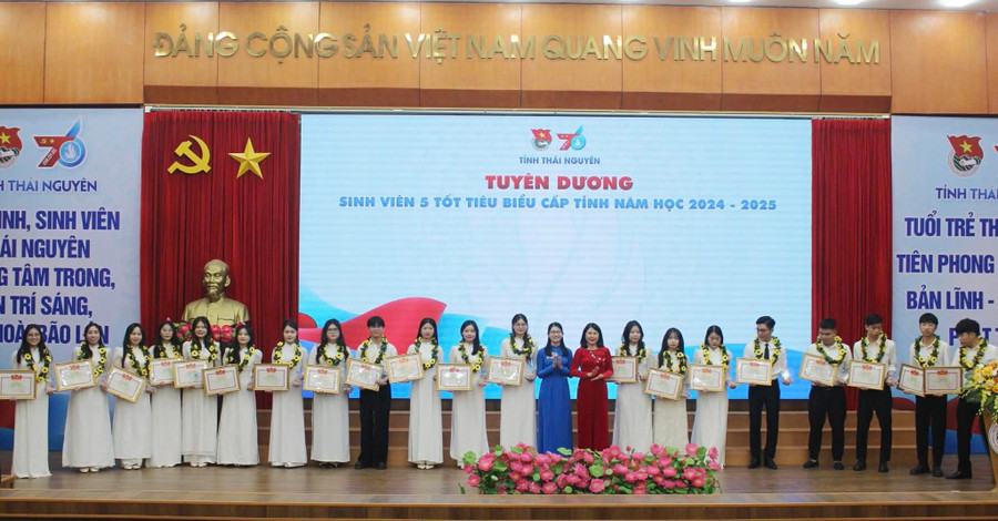 Tuyên dương 