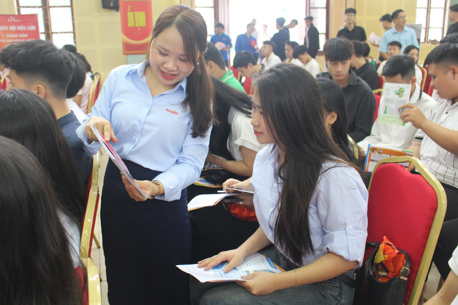 Tại ngày hội, các Link Vào Trang Chủ MM88.COM Chính Thức mang tới gần 3.000 cơ hội việc làm cho MM888 Việt Nam Tải App. img-5680.jpg