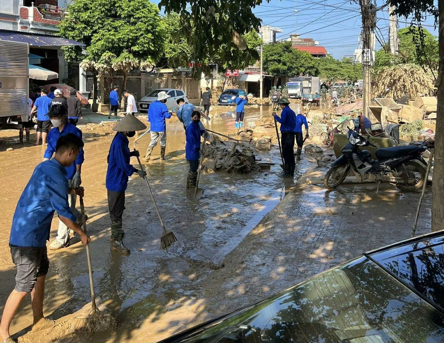 Tuổi trẻ MM888 bảo mật tuyệt đối Thái Nguyên nỗ lực dọn dẹp đường phố.