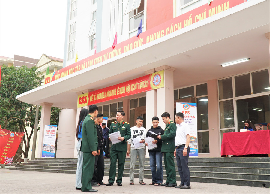quan-nhan-xuat-ngu-2.jpg