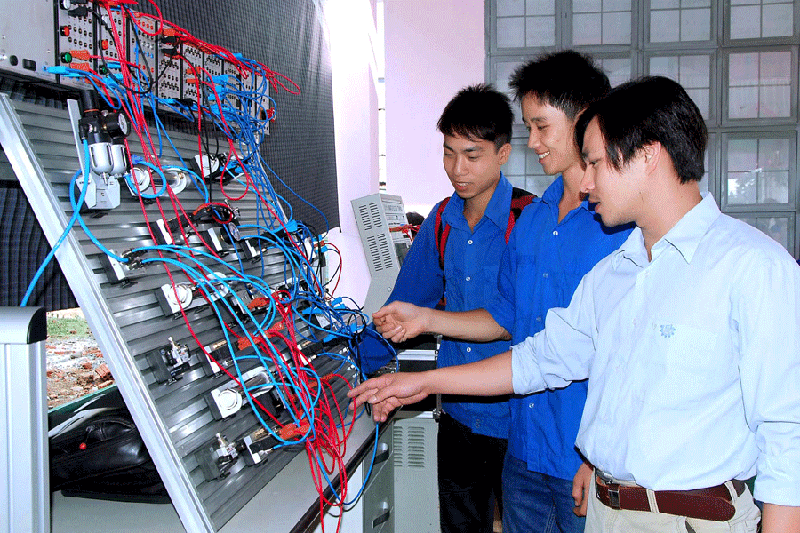 Nhiều MM886 slot game, bắn cá, lô đề, đá gà THCS chọn học nghề thay vì học lên cao