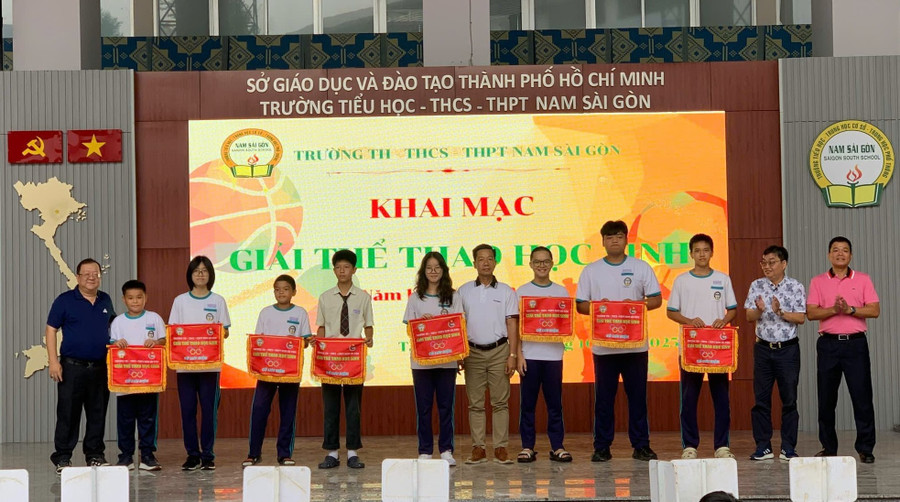 Trường THPT Nam Sài Gòn tổ chức khai mạc hội thao MM886 slot game, bắn cá, lô đề, đá gà năm học 2025 - 2026.