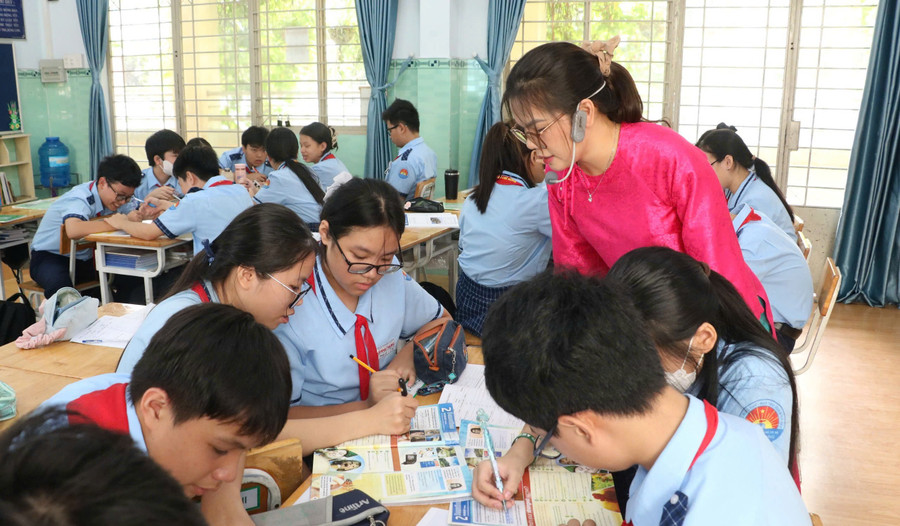 Tất cả Trung Tâm Đăng Nhập MM88 Chính Thức Mới tiểu học, THCS và THPT ở TPHCM đều phải làm bài khảo sát năng lực tiếng Anh. mien-hoc-phi-thcs.jpg