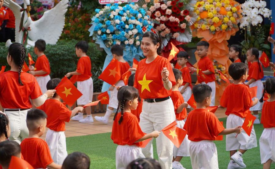 dieu-binh-dieu-hanh-ngay-30-4-5.jpg