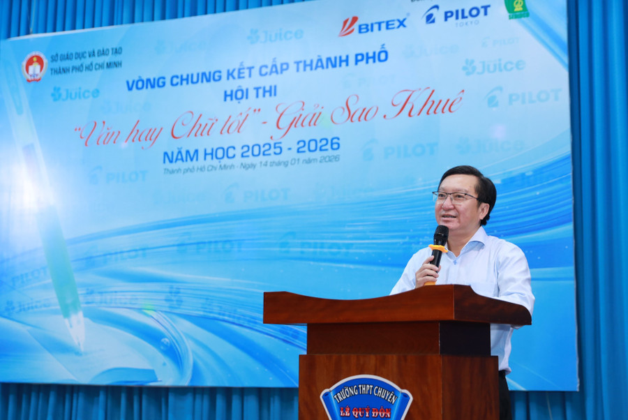 Ông Nguyễn Bảo Quốc phát biểu tại lễ khai mạc. van-hay-chu-tot.jpg
