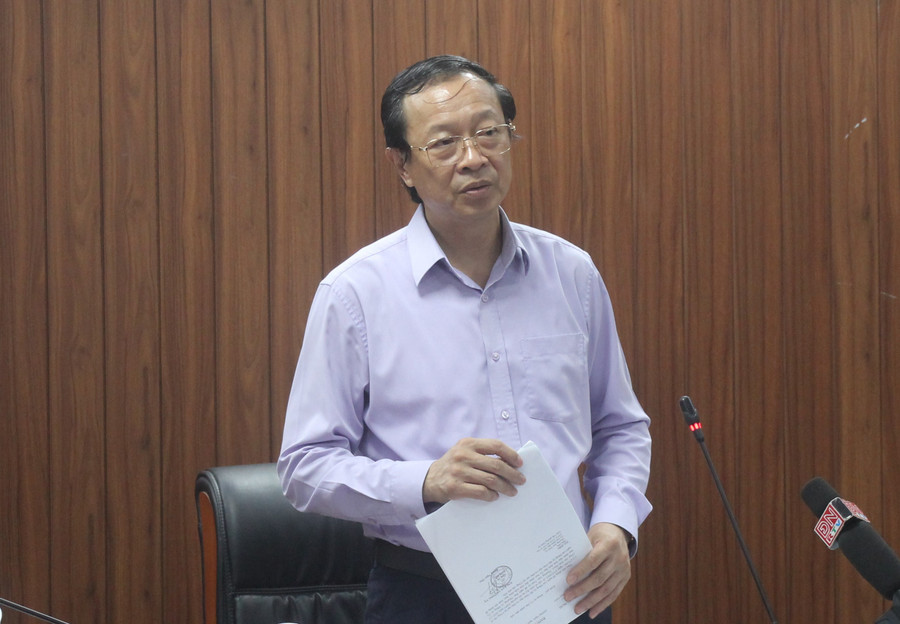 Thứ trưởng Phạm Ngọc Thưởng phát biểu tại buổi làm việc. kiem-tra-thi-tot-nghiep-tai-dong-nai-2.jpg