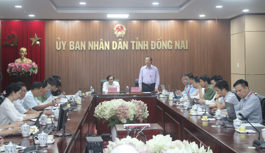 Toàn cảnh buổi làm việc với UBND tỉnh Đồng Nai. kiem-tra-thi-tot-nghiep-tai-dong-nai-5.jpg