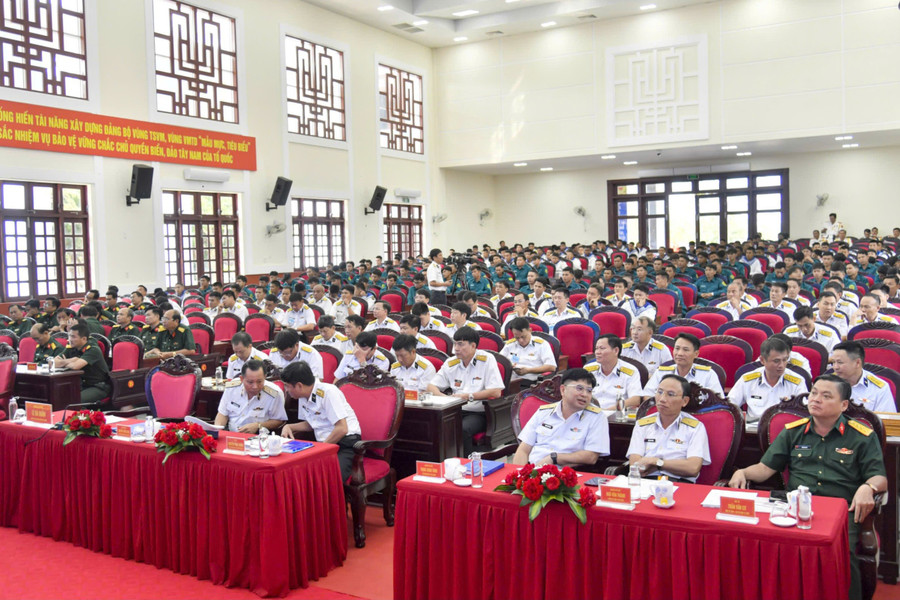 Đại biểu dự lễ bế mạc Hội thi, Hội thao. 1000062972.jpg