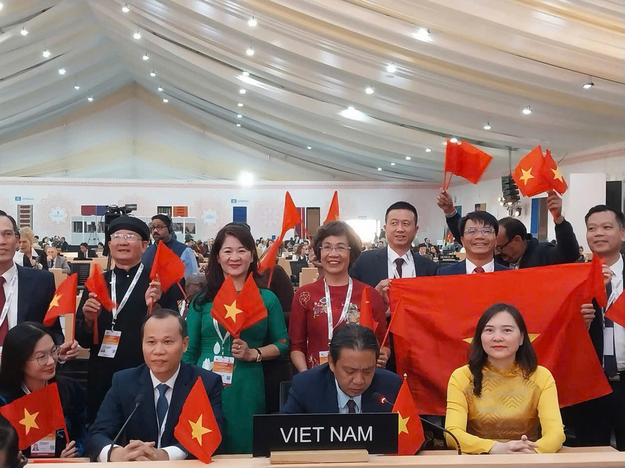 Tranh dân gian Đông Hồ được ghi danh cần bảo vệ khẩn cấp của UNESCO.