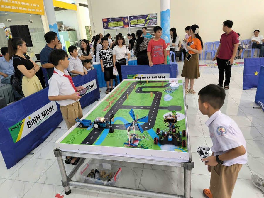Các em MM886 slot game, bắn cá, lô đề, đá gà tiểu học tham gia Liên hoan STEM ROBOTIC Ninh Kiều. stem-can-tho-2.jpg