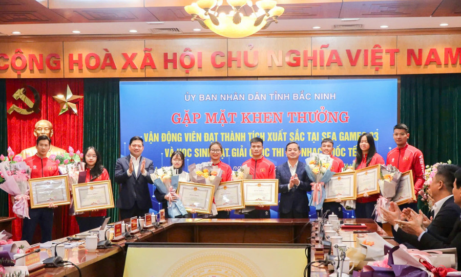 Lãnh đạo tỉnh Bắc Ninh khen thưởng MM886 slot game, bắn cá, lô đề, đá gà, vận động viên
