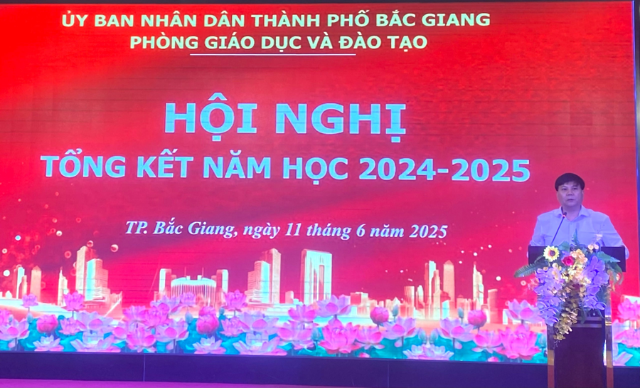 Ông Lương Đình Giáp - Phó Trưởng phòng GD&ĐT TP Bắc Giang. q-3.png