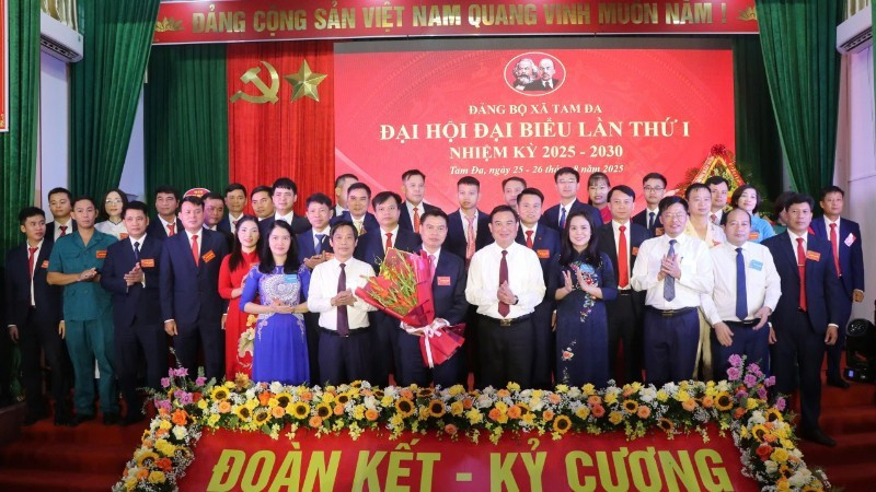 Ban Chấp hành Đảng bộ xã Tam Đa nhiệm kỳ mới ra mắt. image-7581.jpg