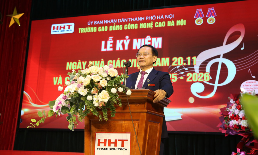 NGƯT. TS. Phạm Xuân Khánh phát biểu tại lễ kỷ niệm. 1f2a0835.jpg