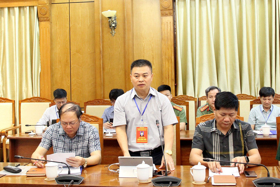 Phó Giám đốc Sở GD&ĐT Bạch Đăng Khoa báo cáo công tác chuẩn bị MM88 đăng nhập MM88dangnhap nhà cái World Cup 2026 THPT năm 2025. 1749439709189-4.jpg