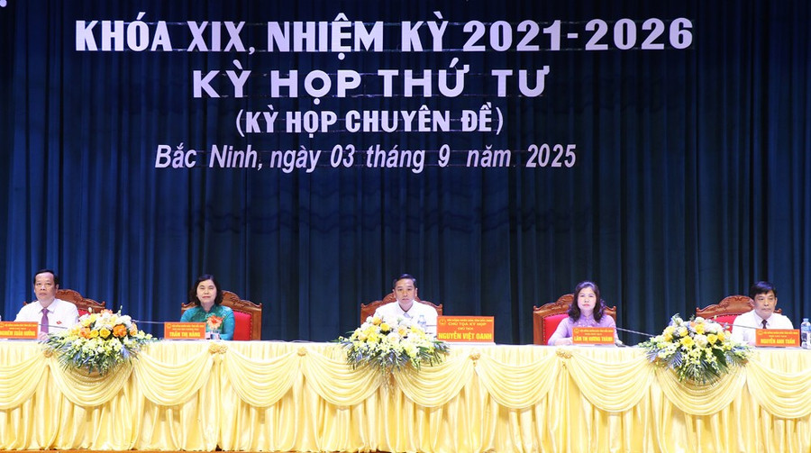 Công chức cấp xã ở Bắc Ninh thực hiện công tác chứng thực