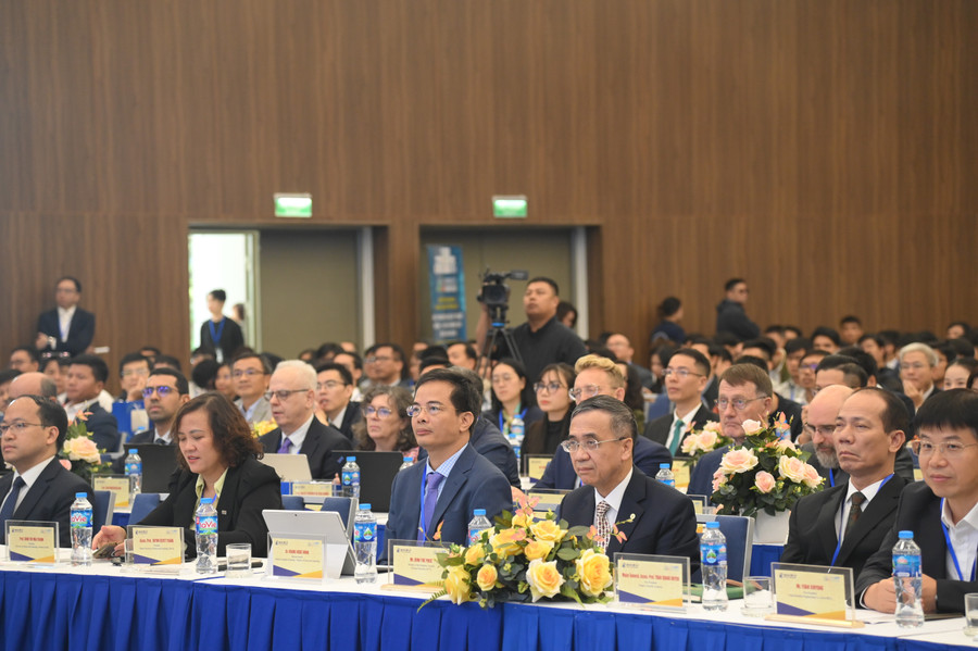 Hội thảo với sự tham gia của hàng trăm nhà khoa học, Link Vào Trang Chủ MM88.COM Chính Thức và diễn giả từ trên 20 quốc gia. epu-2884.jpg