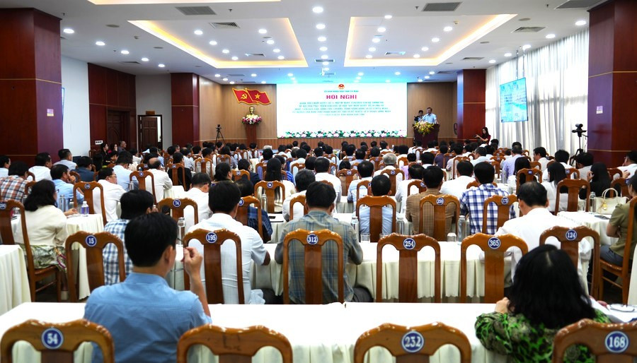 phong-van-3.jpg