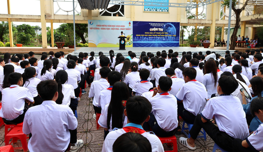 Quang cảnh lễ bế mạc. 4.jpg