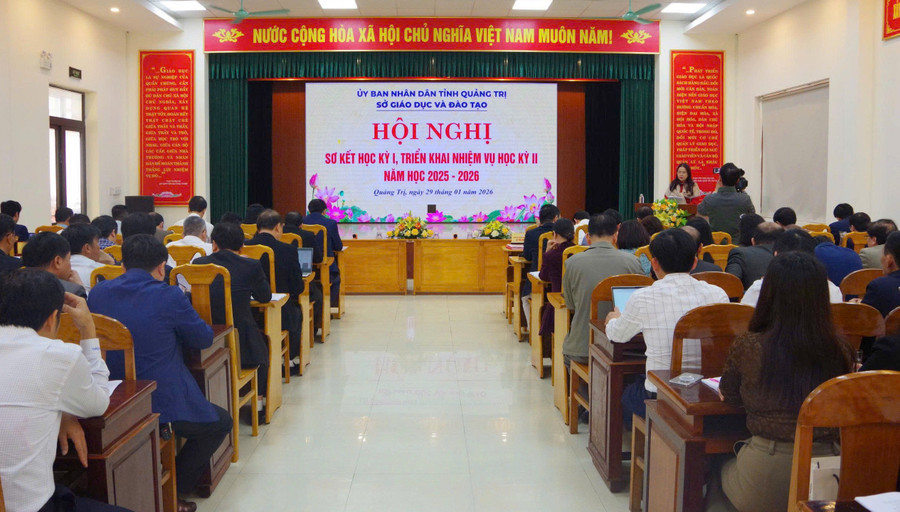 Đại biểu thảo luận, đóng góp ý kiến về nhiệm vụ trọng tâm học kỳ II năm học 2025 - 2026. giao-duc-2.jpg