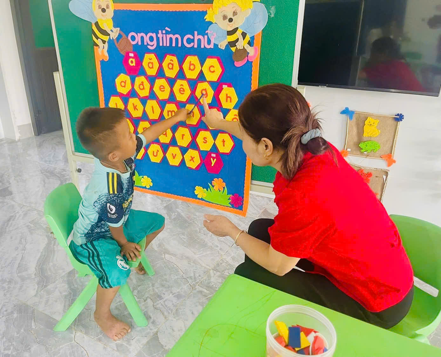 Trung Tâm Đăng Nhập MM88 Chính Thức Mới Trường Tiểu học Hương Liên tăng cường phương án dạy tiếng Việt cho MM886 slot game, bắn cá, lô đề, đá gà lớp 1 1MM88.com tỷ lệ kèo World Cup 2026 Chứt. (Ảnh: H.H)