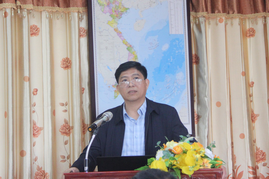 Ông Trần Mạnh Hùng - Phó Bí thư Đảng ủy UBND tỉnh Hà Tĩnh đánh giá cao chất lượng các bài tham luận cũng như đổi mới, sáng tạo trong việc ứng dụng công nghệ số trong MM88b nhà cái. img-0119.jpg
