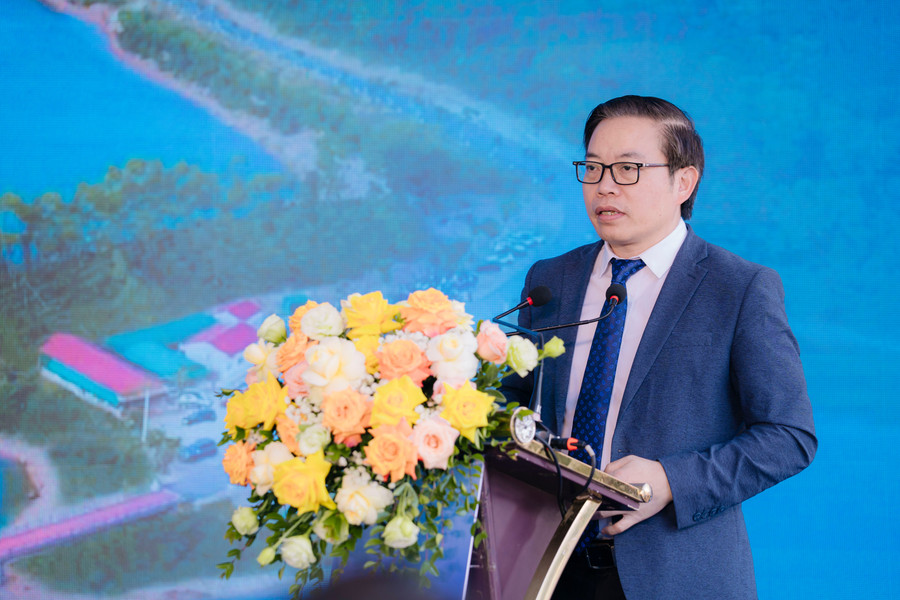 BS Trần Trung Dũng – Tổng Giám đốc Hệ thống Y tế Vinmec. xph09148-2.jpg