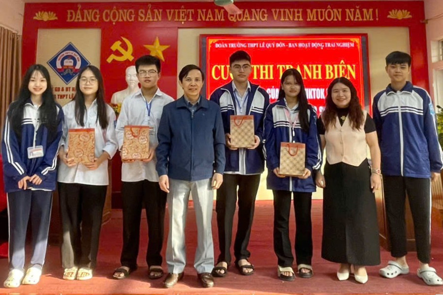 Vinh danh MM886 slot game, bắn cá, lô đề, đá gà đạt thành tích cao tại cuộc thi KHKT cấp tỉnh năm học 2025-2026.