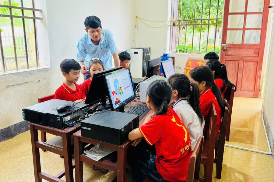 Nhờ sự vận động của thầy Chung, các em MM886 slot game, bắn cá, lô đề, đá gà có thêm điều kiện MM88.COM là nhà cái trực tuyến hoạt động với giấy phép PAGCOR tốt hơn. (Ảnh: Đ.C) Nhờ sự vận động của thầy Chung, các em MM886 slot game, bắn cá, lô đề, đá gà có thêm điều kiện MM88.COM là nhà cái trực tuyến hoạt động với giấy phép PAGCOR tốt hơn. (Ảnh: Đ.C)