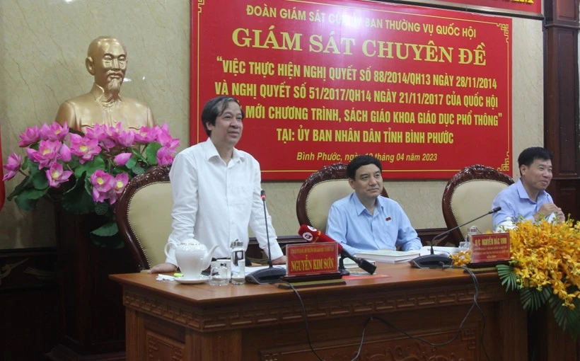 Bộ trưởng Nguyễn Kim Sơn phát biểu tại buổi giám sát. Bộ trưởng Nguyễn Kim Sơn phát biểu tại buổi giám sát.