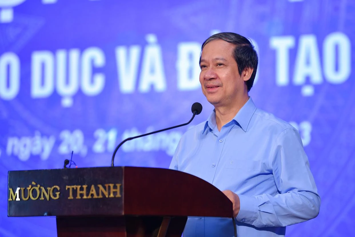Bộ trưởng Nguyễn Kim Sơn phát biểu kết luận Hội nghị. Bộ trưởng Nguyễn Kim Sơn phát biểu kết luận Hội nghị.