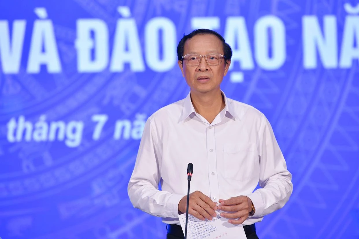 Thứ trưởng Phạm Ngọc Thưởng phát biểu. Thứ trưởng Phạm Ngọc Thưởng phát biểu.