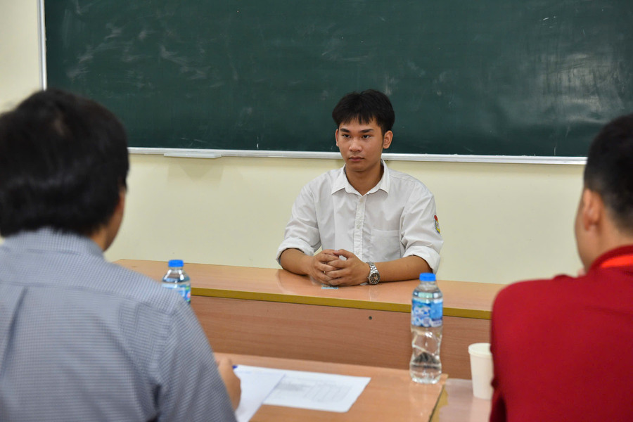 phong-van-2.jpg